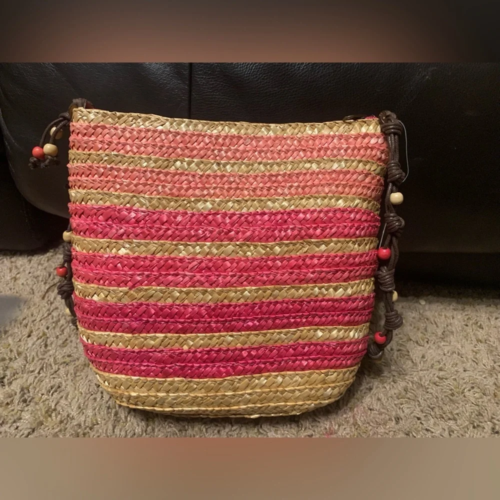 NWT Cruise Club pink/tan striped summer straw crossbody with corded/beaded strap - Picture 2 of 10